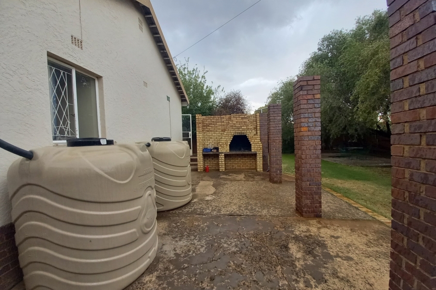 3 Bedroom Property for Sale in Monument Heights Northern Cape